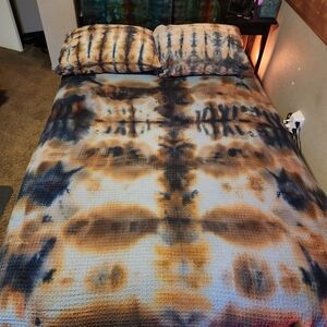 Tie-Dye Bedding Set